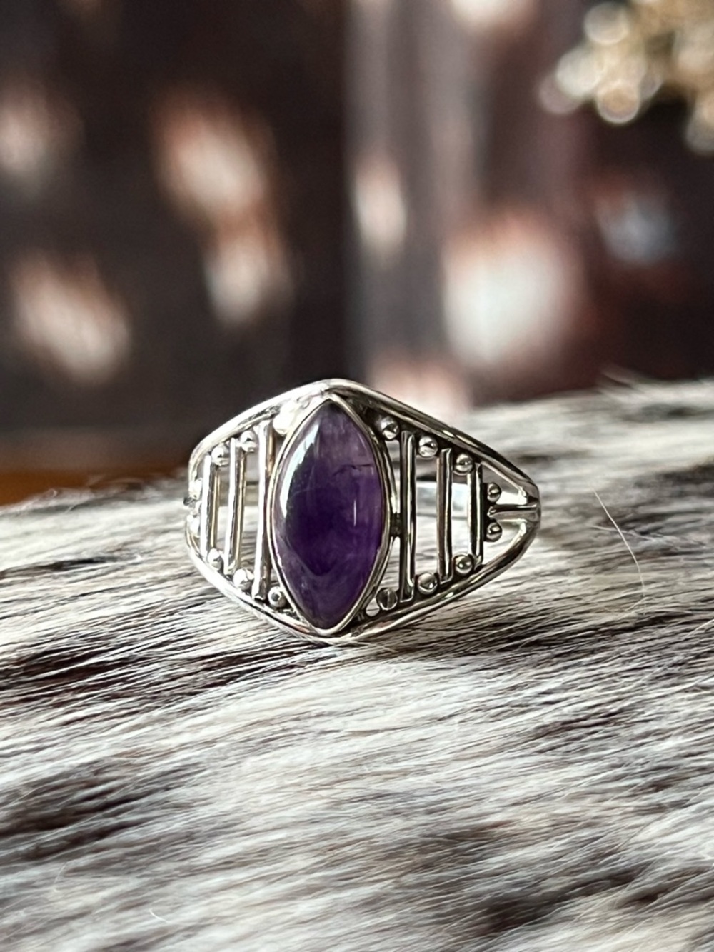 Sterling Silver Amethyst Marquise Ring - Purple